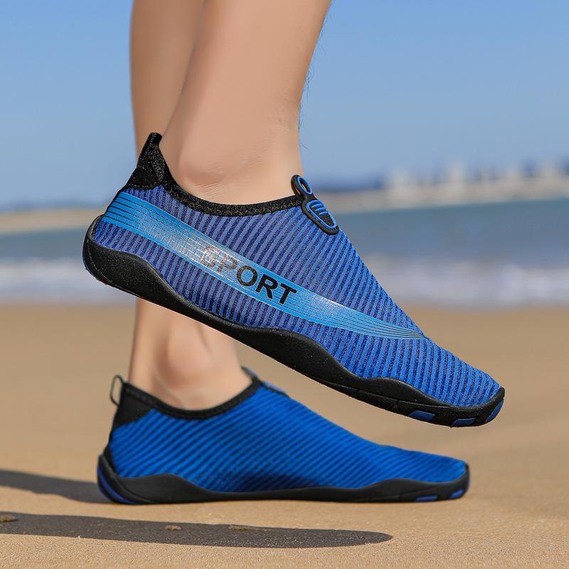 New Outdoor Creek Walking Shoes Non-slip and Wear-resistant Quick-drying Shoes Wading Shoes Rubber Sole Breathable Mesh Barefoot Water Shoes