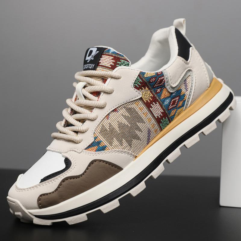 

2025 осень и зима новая мужская обувь модная печать вышивка спортивная и повседневная обувь удобная толстая подошва обувь для увеличения роста мужчины 42