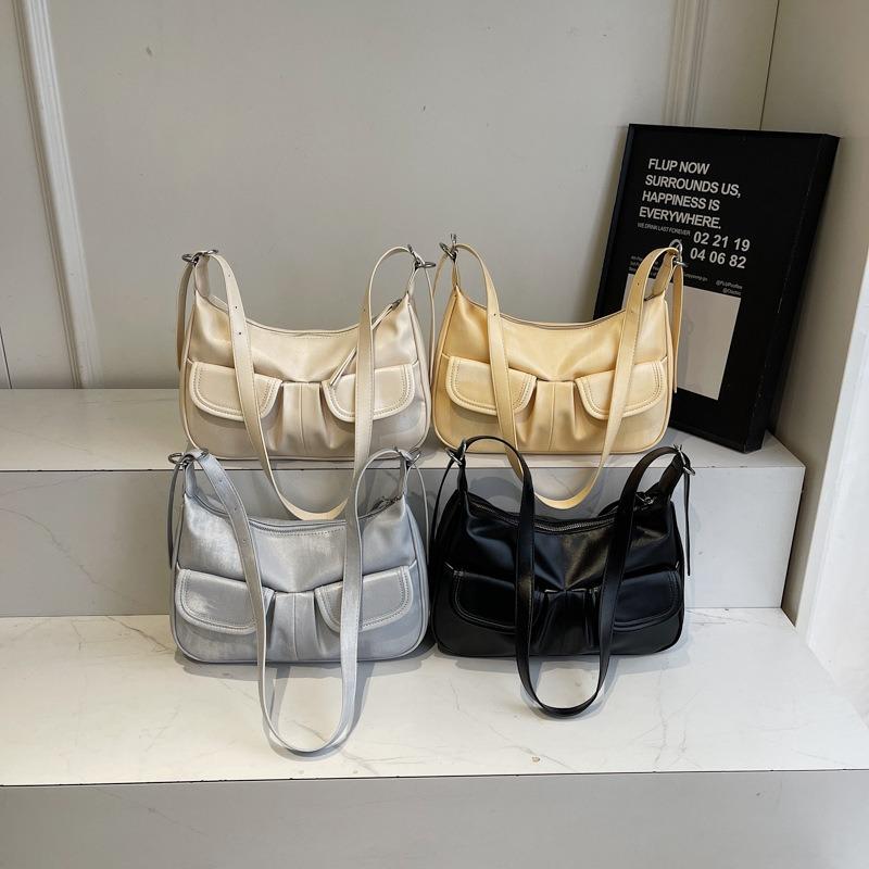 Niche Underarm Bag Women's New Trendy and Fashionable Commuter Saddle Bag Simple and Versatile Shoulder Messenger Bag