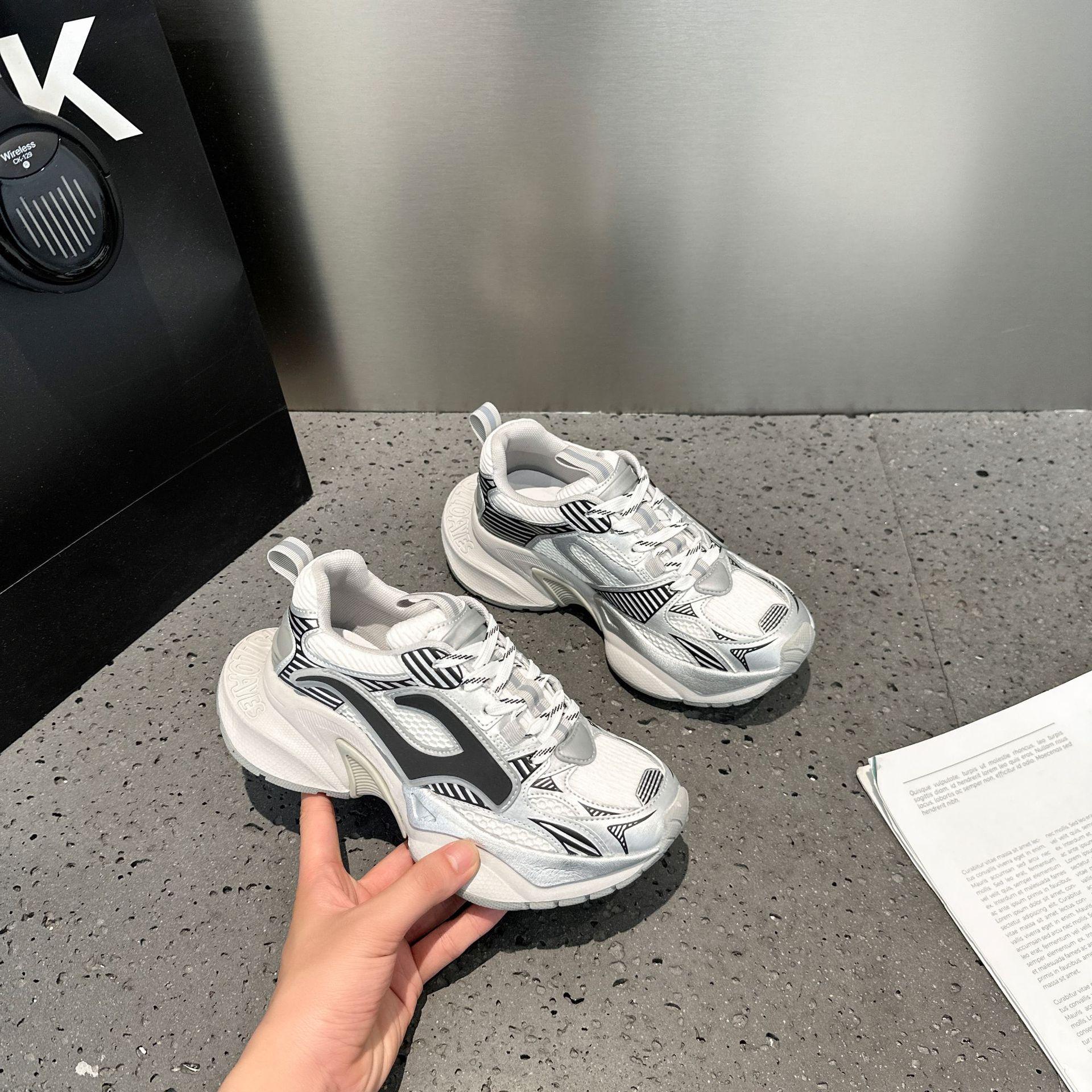 

Daddy shoes women s autumn new thick-soled heightening casual shoes sports shoes women s running shoes 35 серебряный