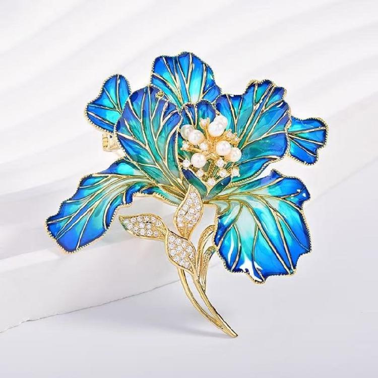 Spilla Versatile a Forma di Fiore Elegante Charme Peonia con Dettagli in Smalto e Perle Caratteristiche per Donna