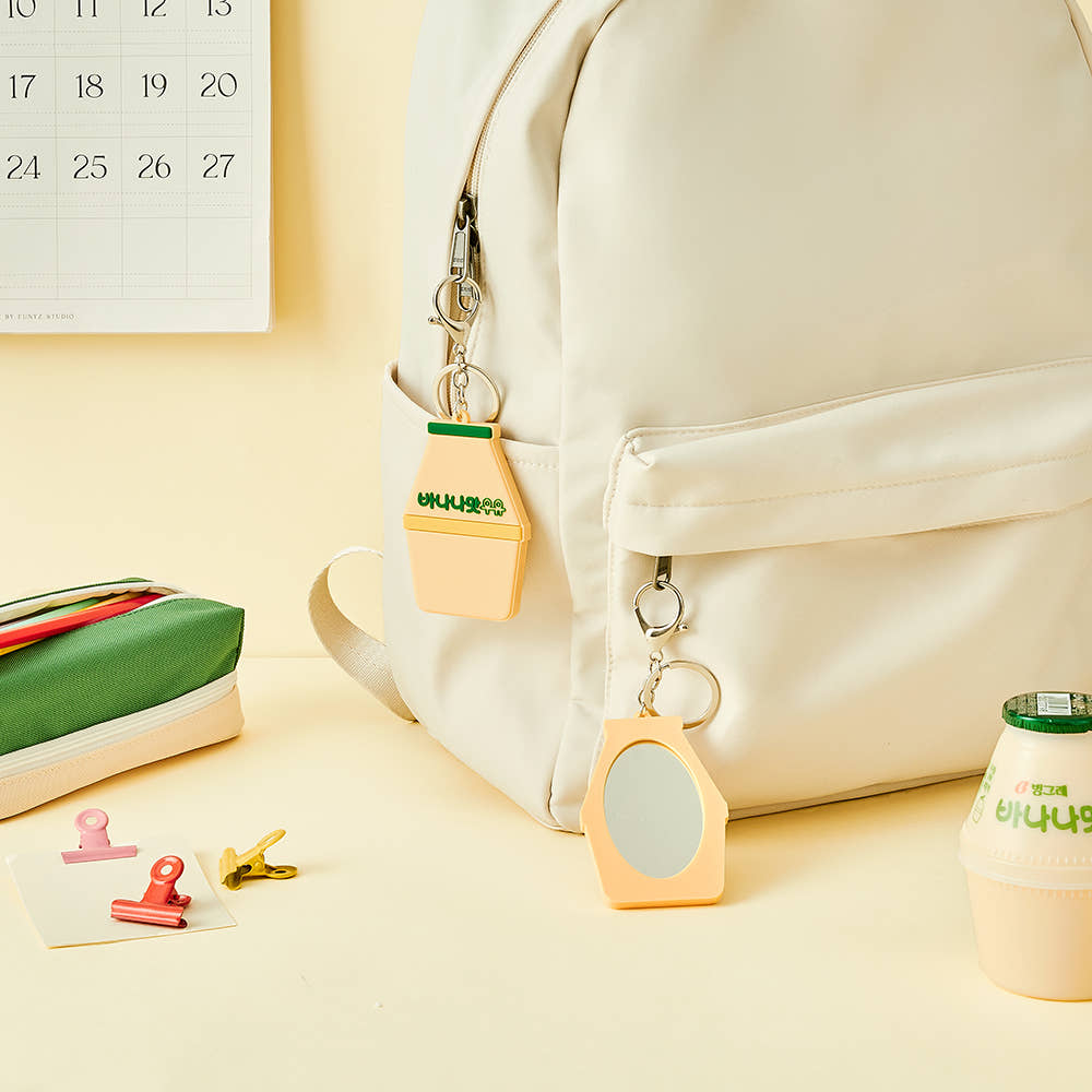 Officiële Binggrae Banaanmelk Draagbare Mini Spiegeltje - 2-in-1 Sleutelhanger & Handspiegel
