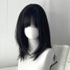 Y2K Perücke für Damen Schwarz Mittel-lang Glattes Haar Natürliche Simulation Tägliche Perücke mit Pony Kurzes Haar Bob Perücke