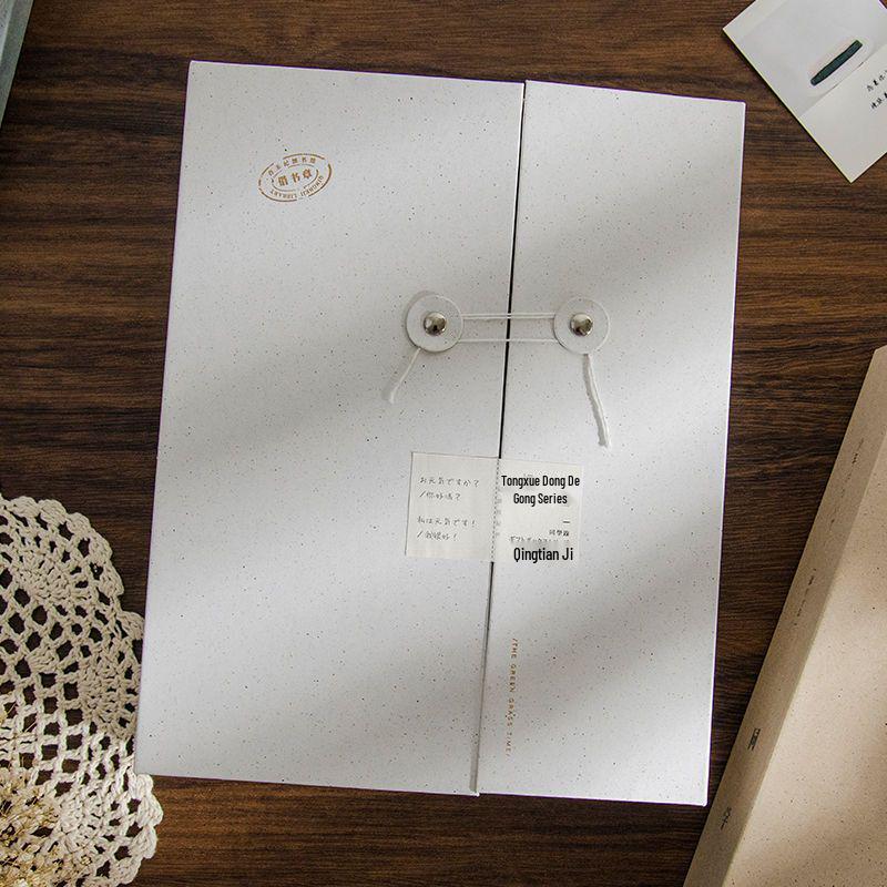 Qinghe Ji Personalized Graduation Souvenir Album with Creative Student Messages