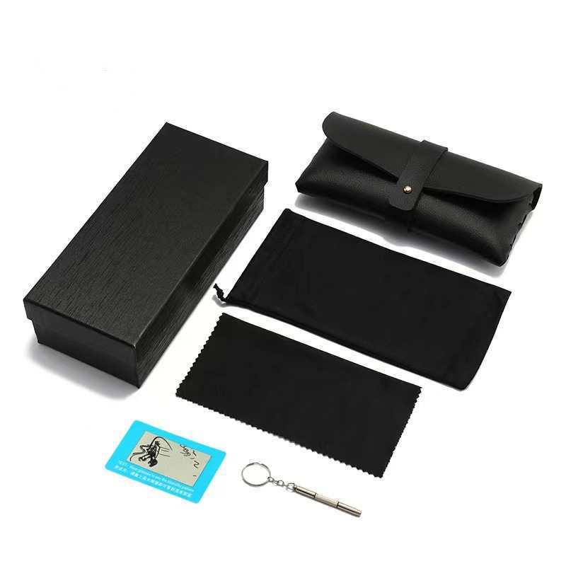 Retro High-End Drop-Proof Eyeglass & Sunglasses Case - Soft Portable Anti-Compression Snap Closure Pouch