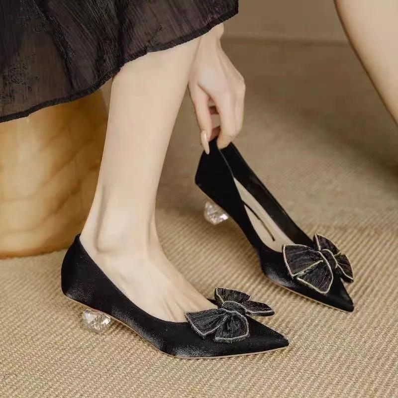Fashion 2025 Summer New Slip On Women's High Heels Novelty Butterfly-knot Pointed Toe Med Heel Pumps for Versatile Fashion Dress Shoes