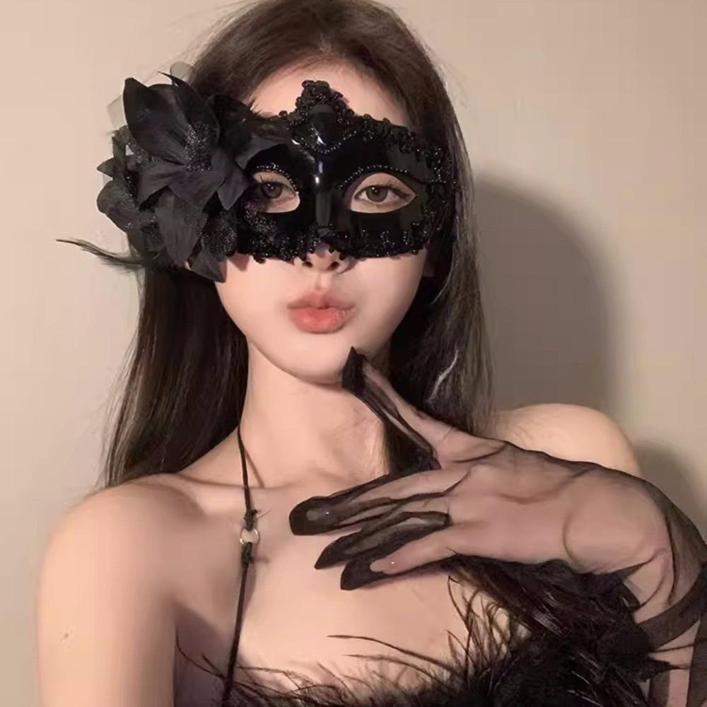 Masquerade Mask for Women Venetian Costume Half Face Costume Cosplay Lace Eye Mask Halloween Carnival Party Feather Mask 2025