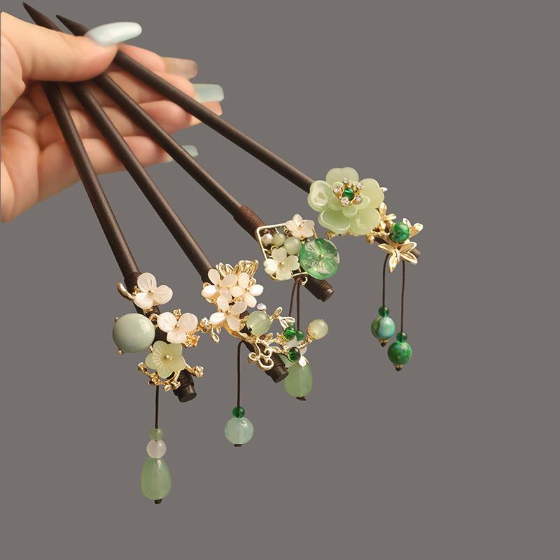 Neuer chinesischer Stil Retro Palaststil Schaukelnde Blume Haarnadel Elegant Cheongsam Hanfu Gedrehtes Haar Haarnadel Mehrere Tragevarianten