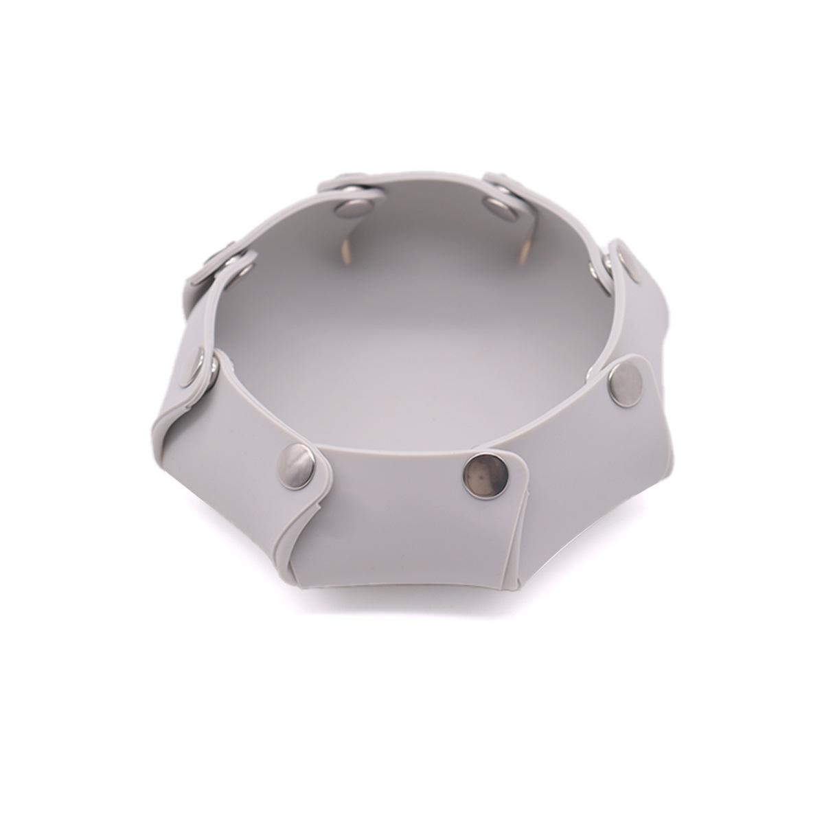 

Anti-Tip Silicone Dog Bowl: Portable Outdoor Pet Feeding and Water Bowl сірий колір