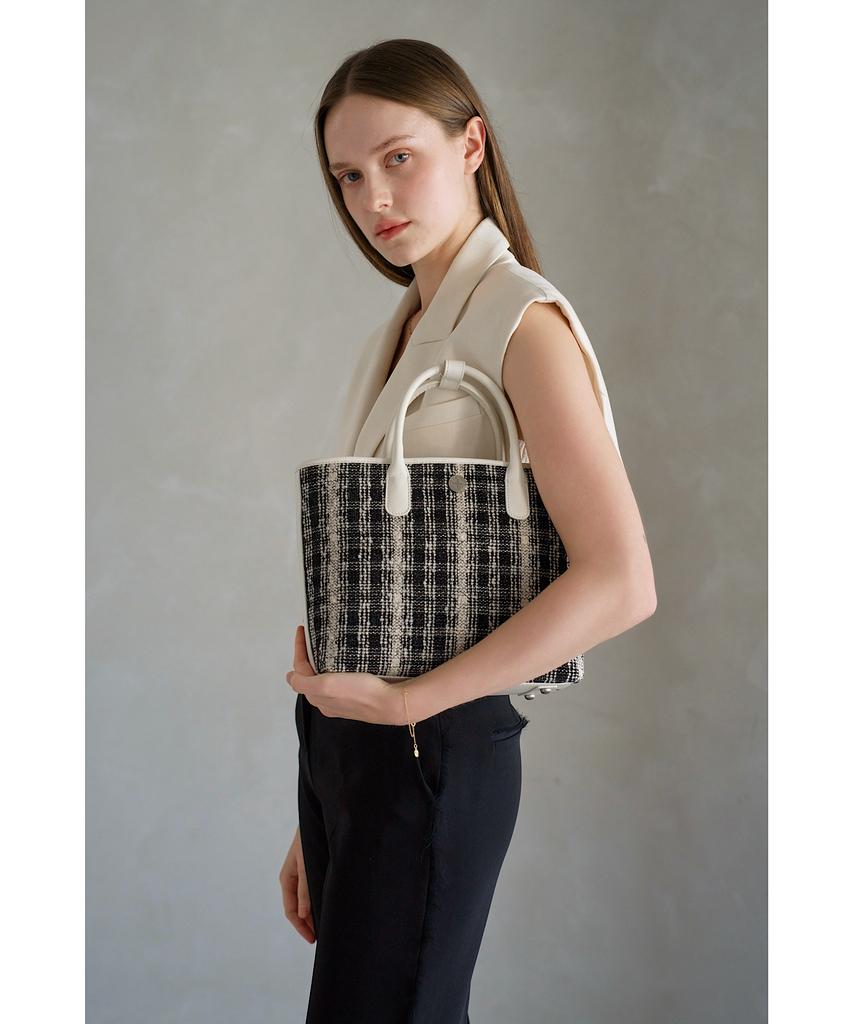 Bmyside Regina Tote Bag (White)
