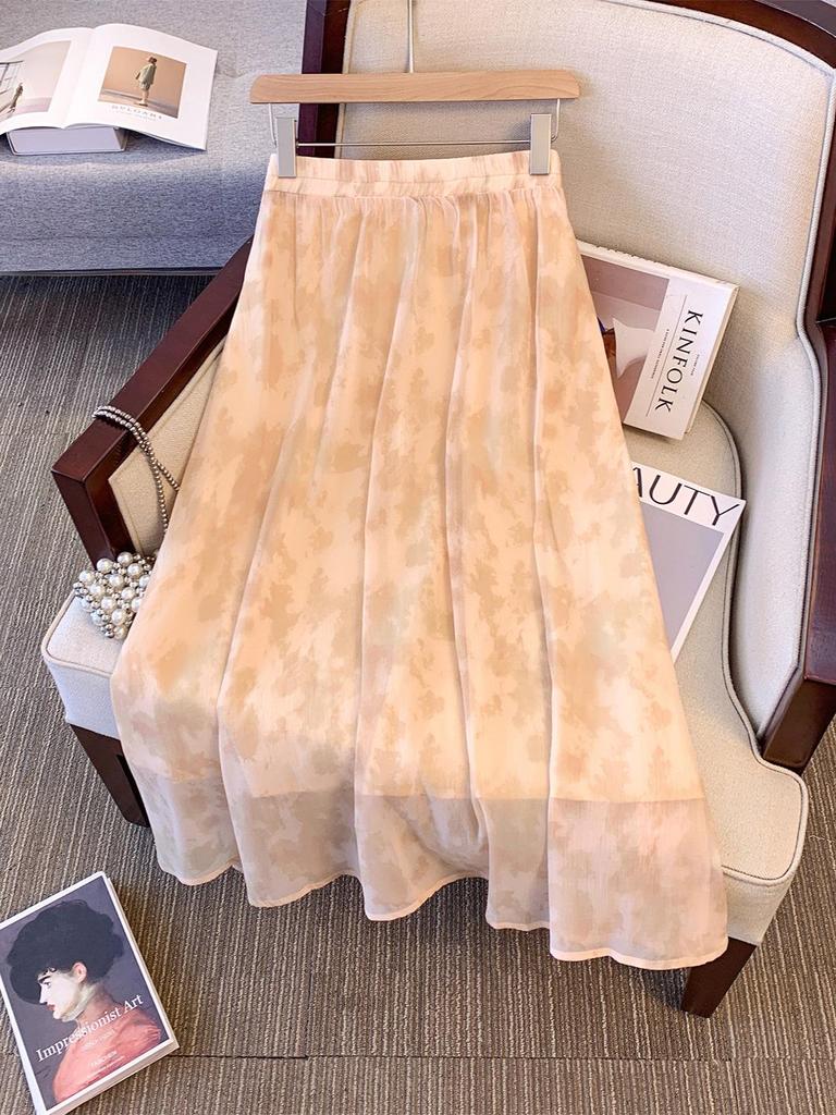 Plus Size Women's Chinese Style T-shirt & Skirt Set - Summer 2024 Collection