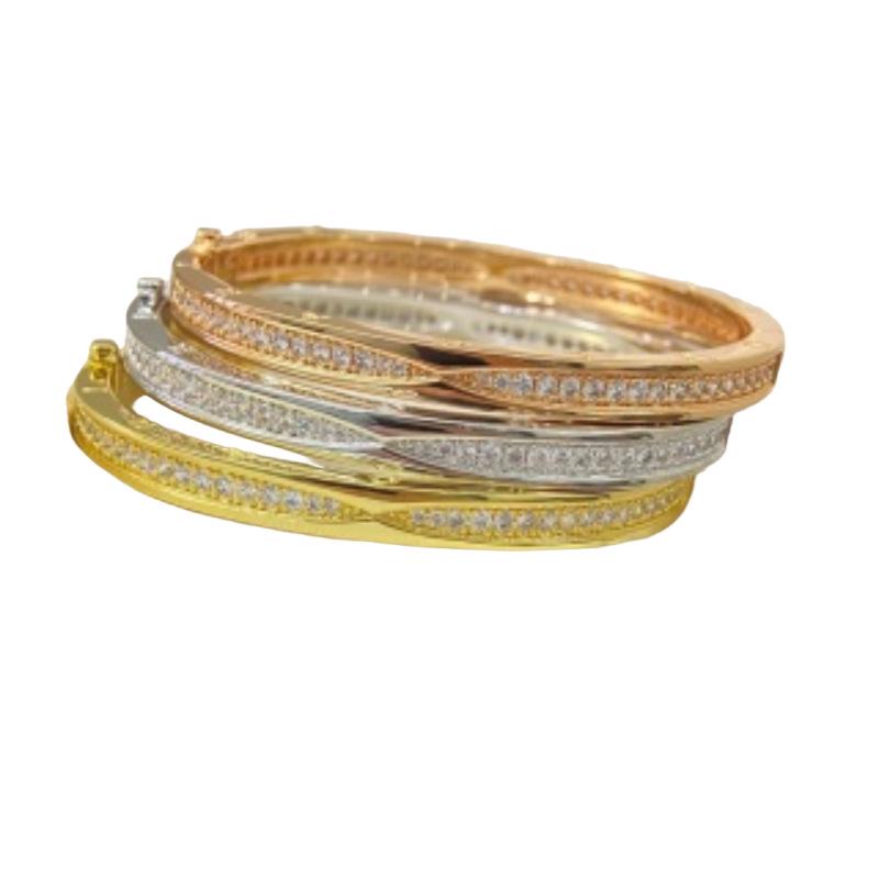 Women's Exquisite 18K Gold-Plated Zircon Bracelet - Light Luxury & Fashionable Design