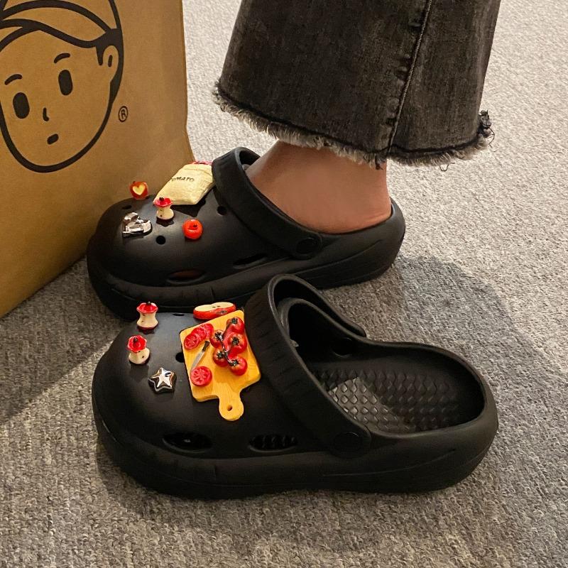 Niche cartoon cute outer hole shoes women's summer new thick-soled non-slip breathable bag head cool slippers soft