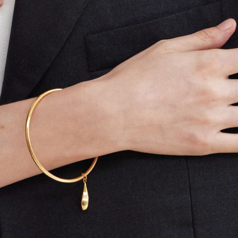 

1064STUDIO garden drop B silver