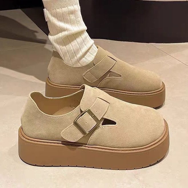 Increase the height of one pedal, lazy shoes are versatile with skirts, single shoes, women's retro Boken shoes, platform soles, new in autumn 2025