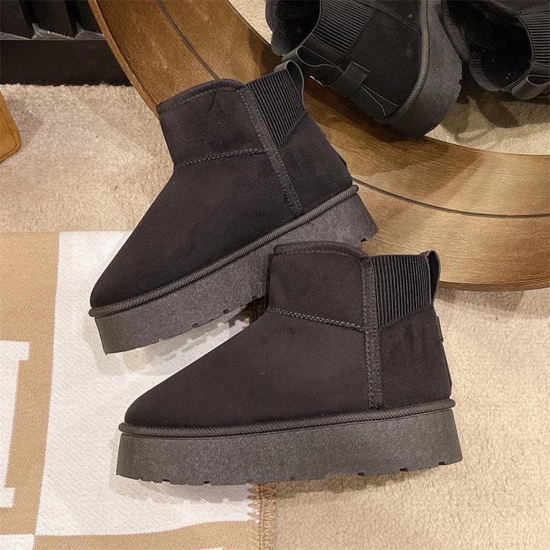 Fashion 2024 New Warm Boots Women Winter Flats Shoes Classic Plush Fur Snow Boots Women Thick Sole Outdoor Non Slip Casual Ankle Boots