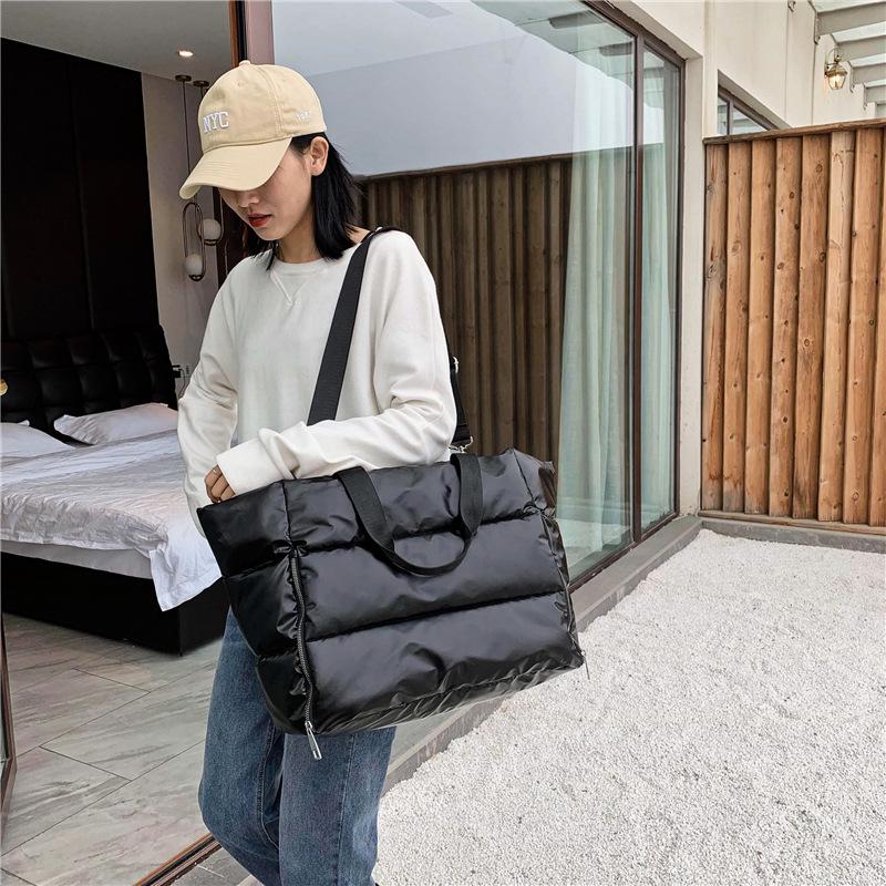 Multi-Purpose Fitness Bag with Wet/Dry Separation for Yoga, Swimming, and Travel