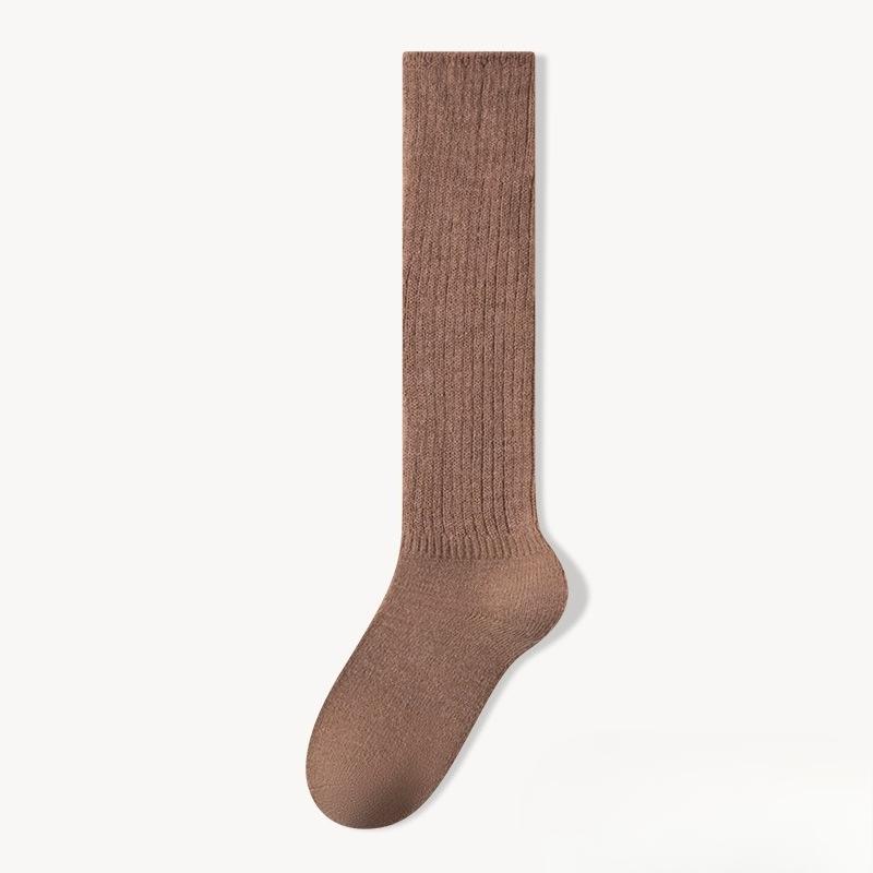 Grey Pile Socks - Trendy, Simple, Warm Long Socks for Autumn and Winter, with Added Padding and Thickened Design for A Comfortable Fit on The Feet.