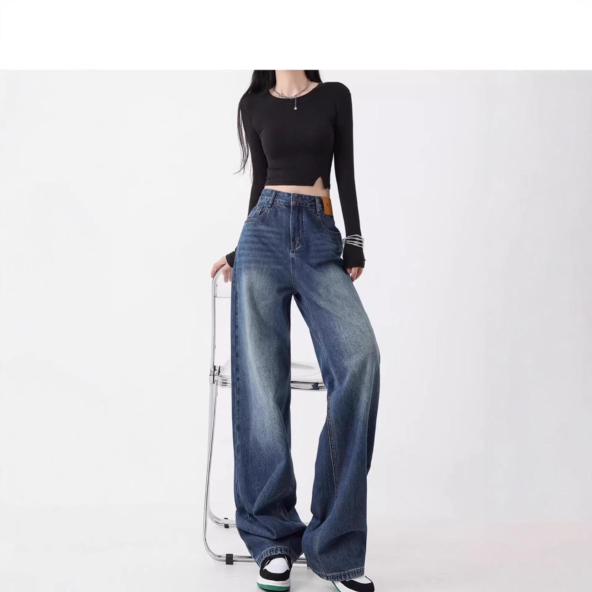 2025 Winter Women s Retro American Straight-Leg Wide Jeans for Pear Shapes - Casual, Versatile, and Drapey Small