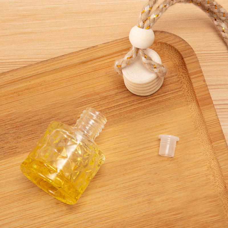 1Pcs Refillable Car Essential Oil Diffuser Bottle Empty Car Air Freshener Pendant Perfume Glass Bottle With Wooden Caps