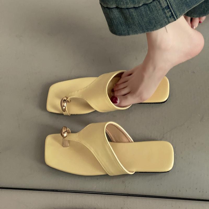 Fashion BL-Casual Soft Surface Flat Bottom Flip-flops Slippers Ladies 2025 Summer Beach Roman Cool Slippers