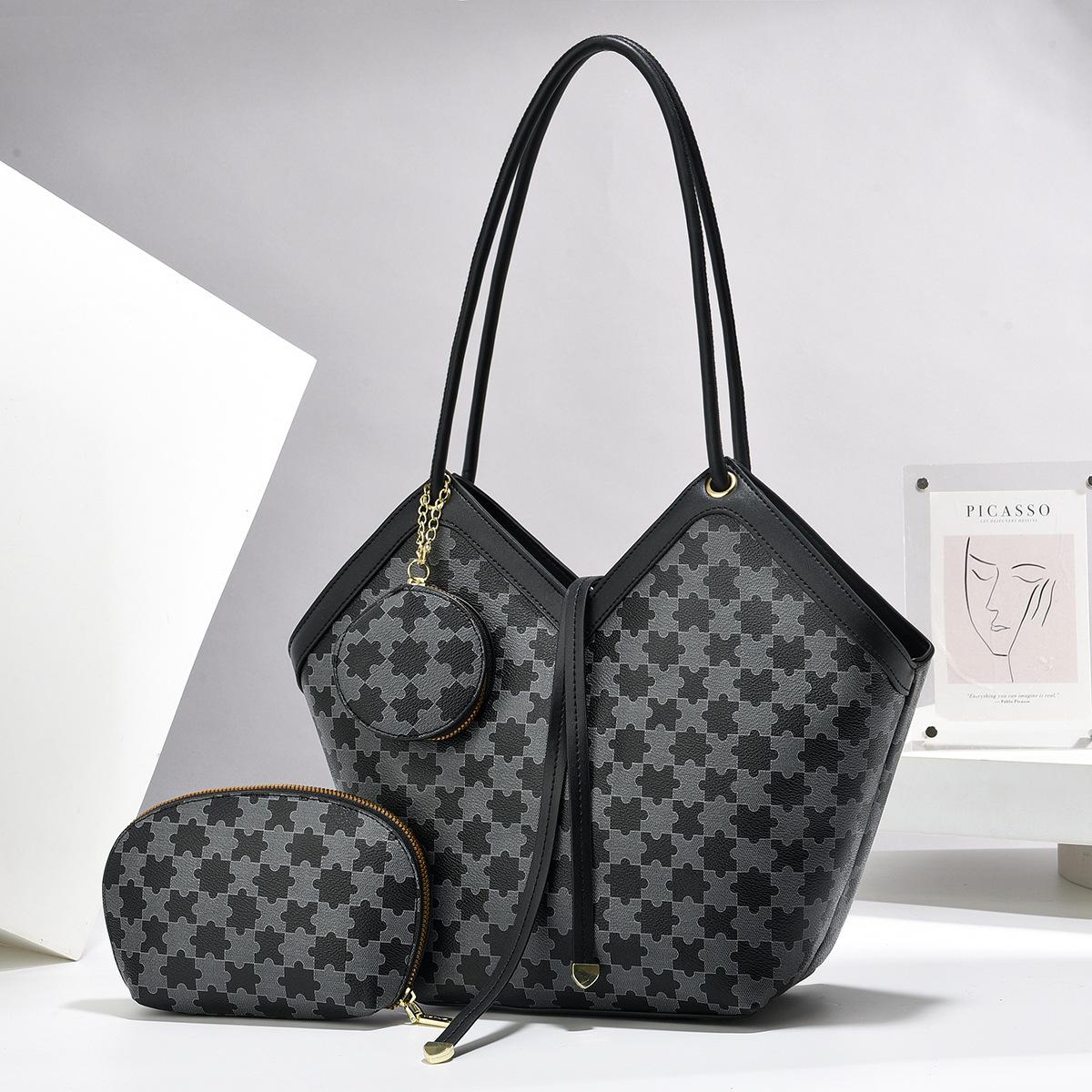 

Новая корейская женская сумка-тоут в клетку, премиальная вместительная ретро-модная сумка для通勤 класса люкс 20*12*30 чёрный