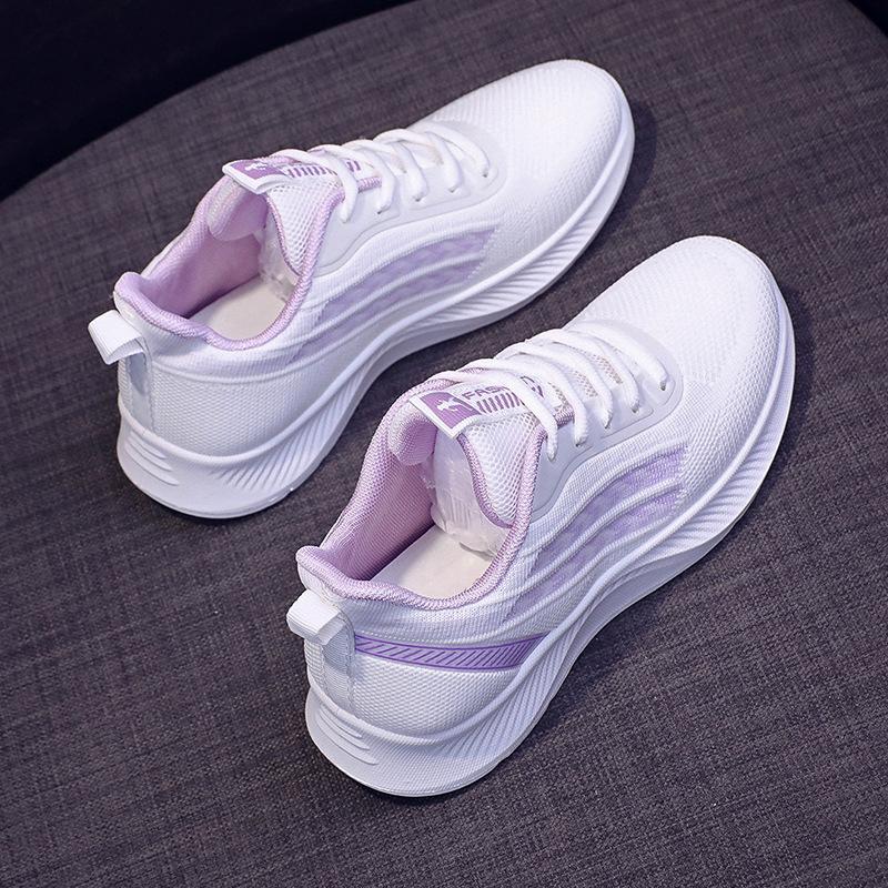 Scarpe da donna in tessuto volante 2023 primavera ed estate nuove scarpe casual da viaggio con suola morbida e leggera, scarpe sportive traspiranti