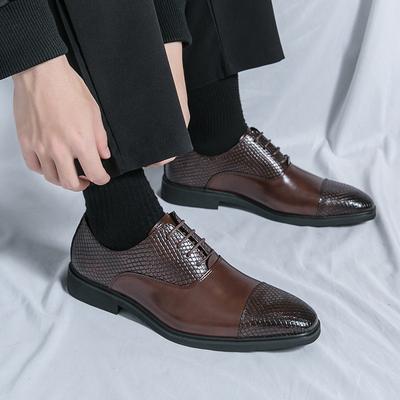 Casual Leather Shoes Men's Business Dress Shoes Large Size Suit Trend Men's Pointed Head Heightening Leather Shoes