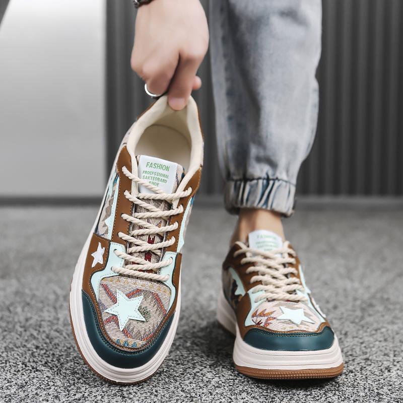 2024 New Versatile Men's Breathable Board Shoes Fashionable Outdoor Mesh Breathable Lightweight Explosive Men's Sports Shoes
