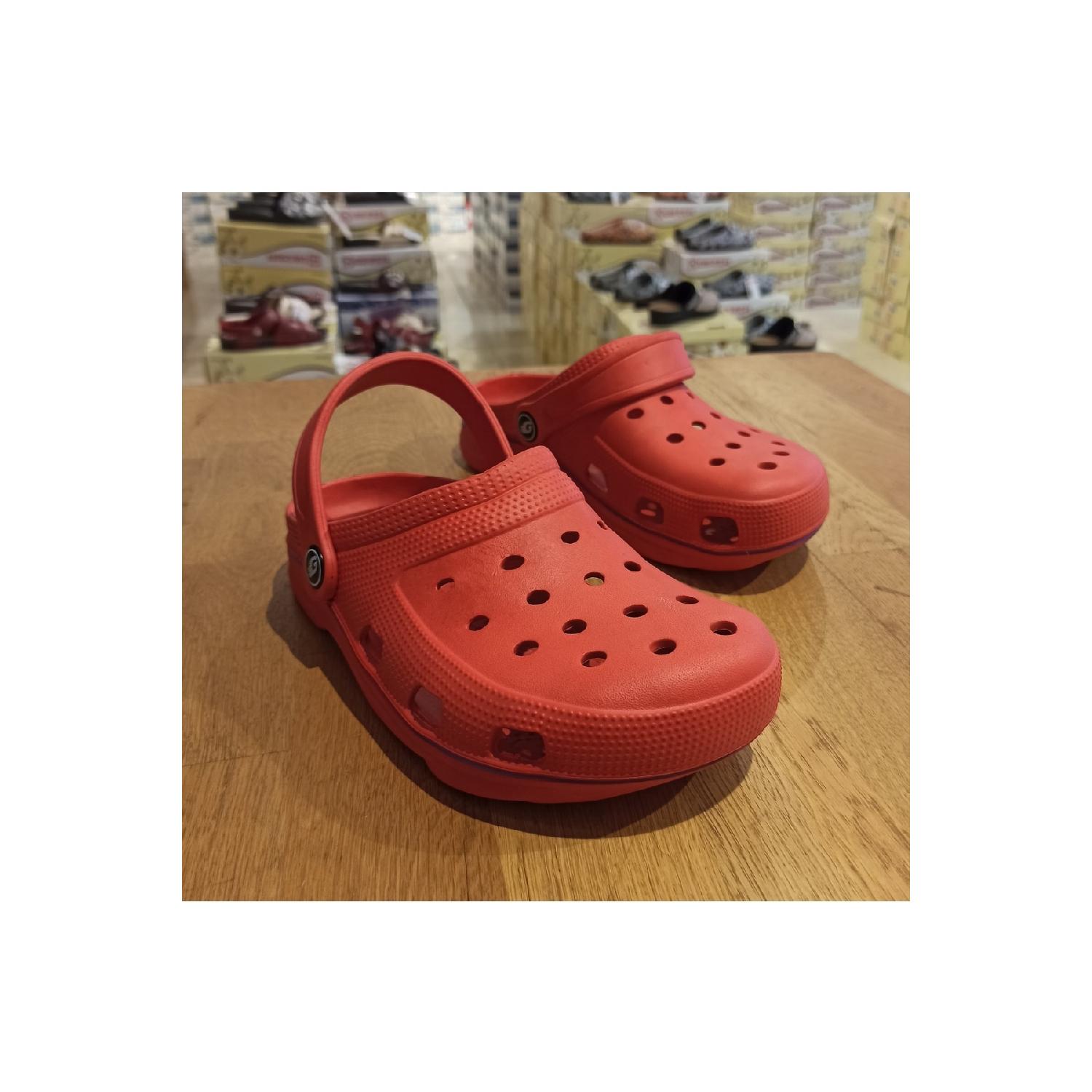

Тапочки Eva Sandals с легкой и удобной водой 37