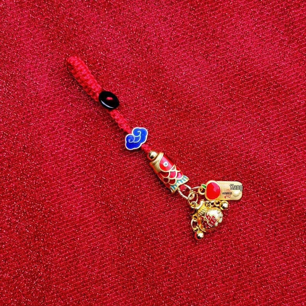 Ancient Gold Good Luck Red Rope Keychain Pendant