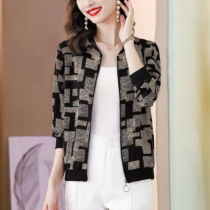 Women's Fashionable Baseball Jacket – Short Spring/Autumn/Winter 2025 Coat, Petite Fit, Beautiful Windbreaker for Moms