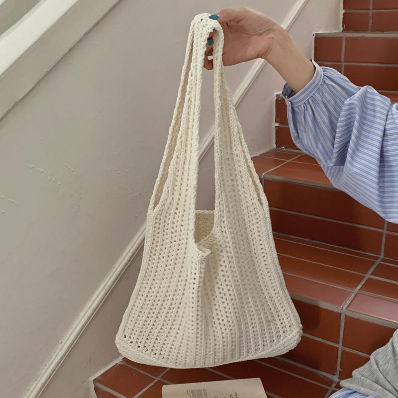 Lässige Hohlmuster Strick-Schultertasche Große Kapazität Mehrfarbig Leichte Taschen Gestrickte Polyester Lässige Tragetasche Urlaub
