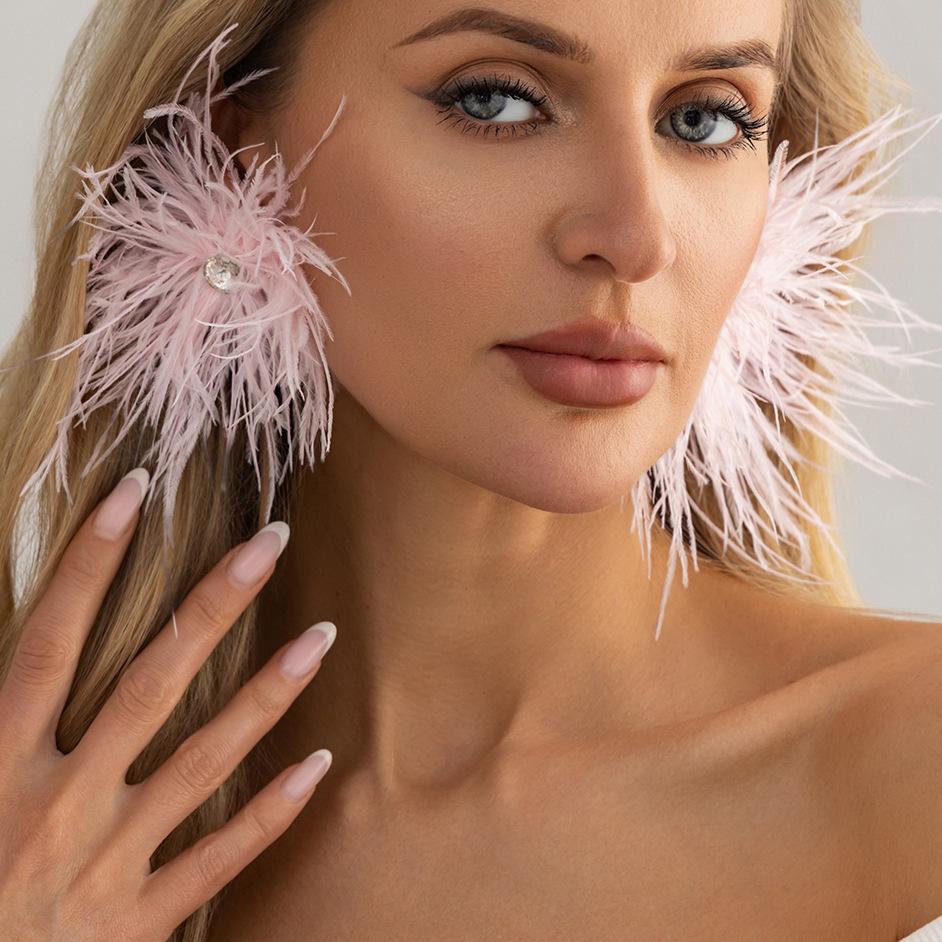 Orecchini perforati alla moda con piume multicolore, Adatti per accessori gioielli da festa di matrimonio fatti a mano retrò da donna