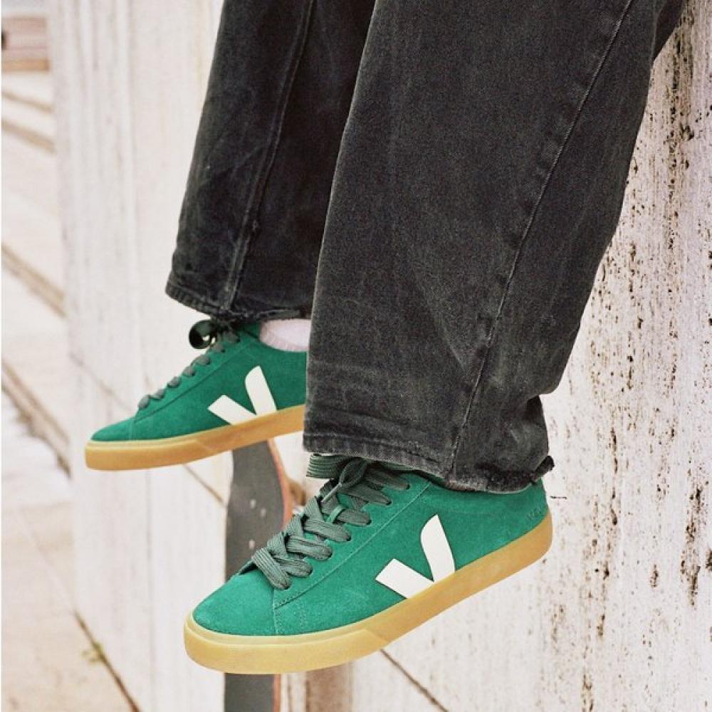 Veja Wide Fit Suede Sneakers Campo Bold Svju243cp03 695