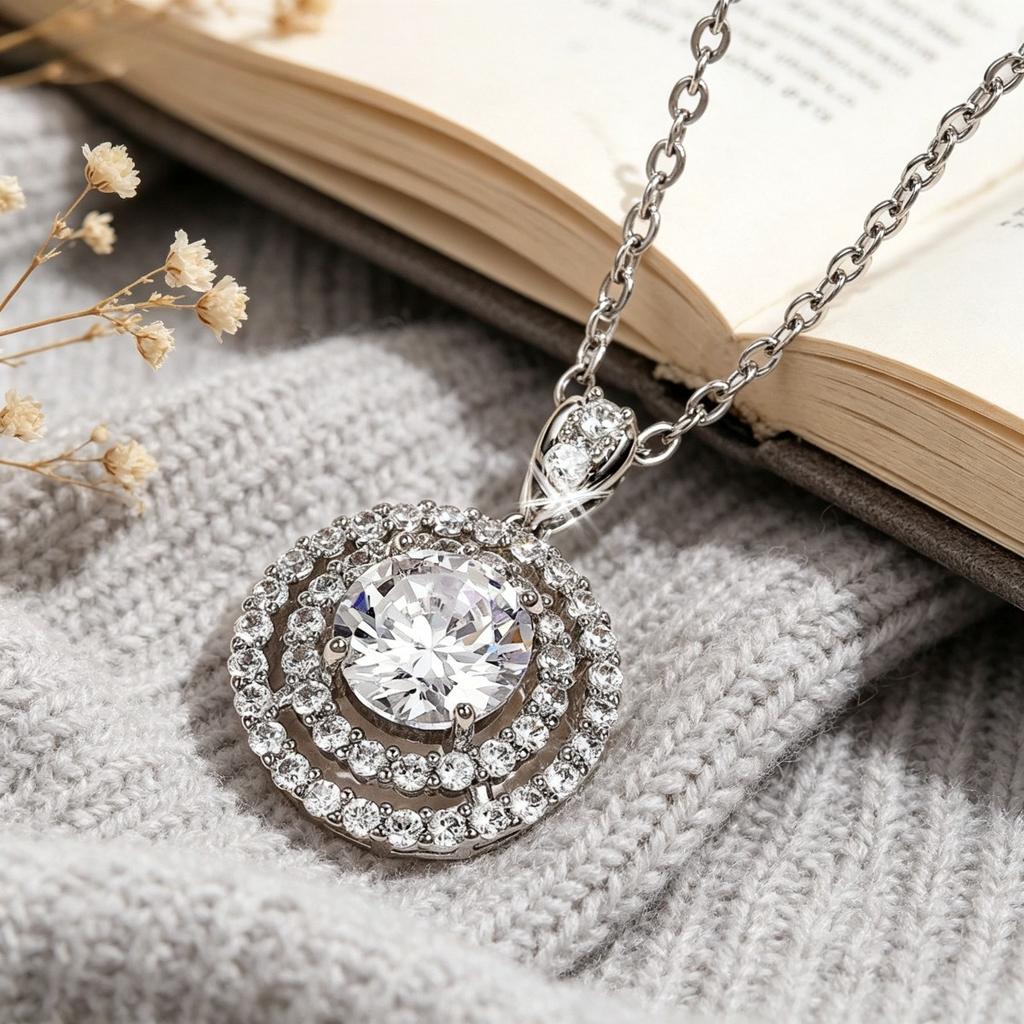 1 Luxurious Round Pendant Necklace, Silver Inlaid Synthetic Zircon Necklace, Charming and Elegant Women's Jewelry, Holiday Gift