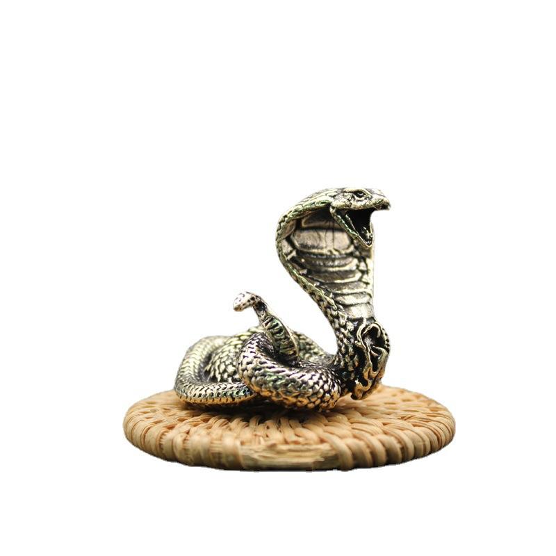 Brass zodiac snake tea table tea pet cobra small copper piece bronze carving hand handle piece office desktop decoration