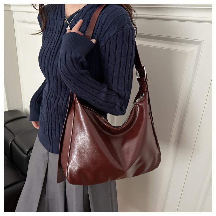 Retro Style Faux Leather Tote Bag for Women Large Capacity Shoulder Handbag