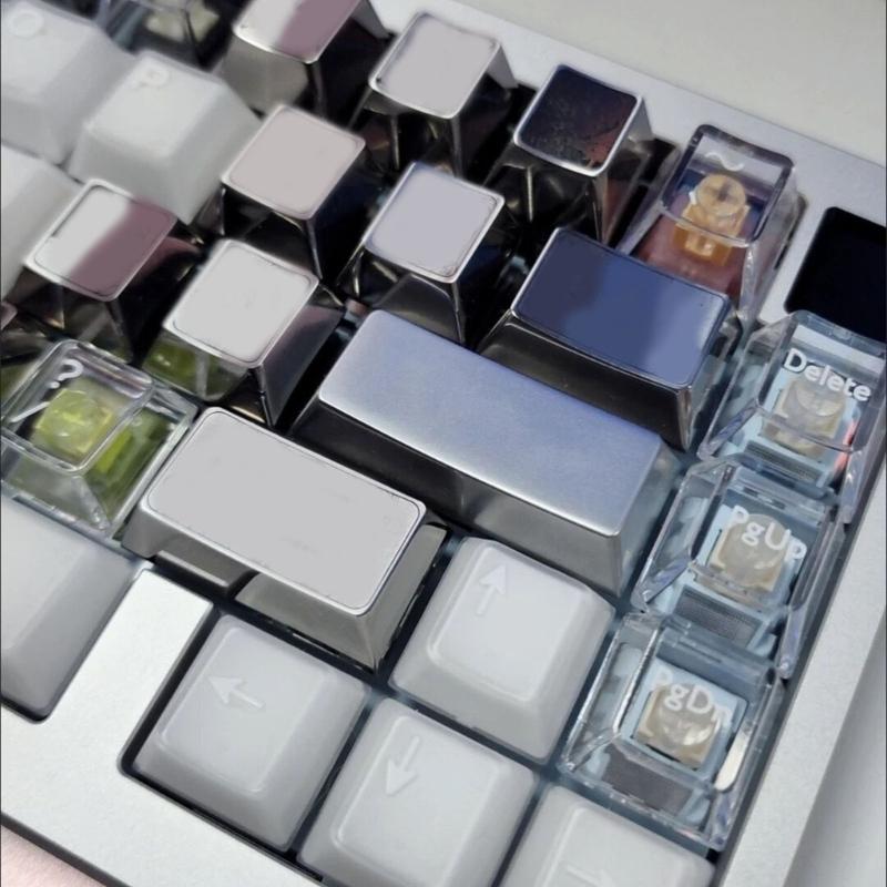 Original Height Zinc Alloy Keycap Silver Glossy 2.25U Keycap for Mechanical Keyboards Gamers and Programmers