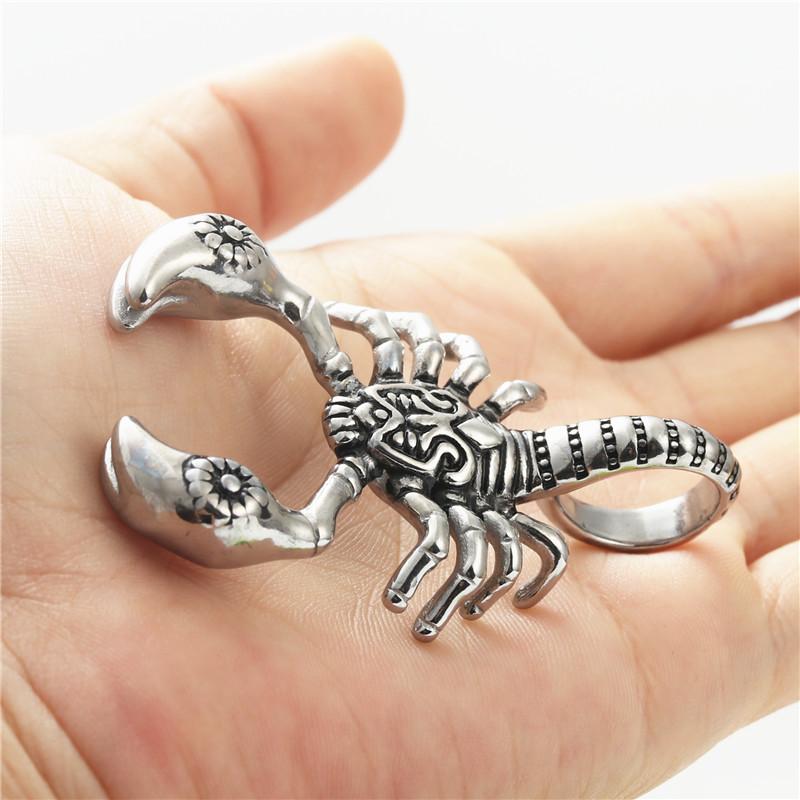 1pc/bag Alloy Scorpion Shaped Retro Fashion Popular Ladies Can Wear Long Necklaces