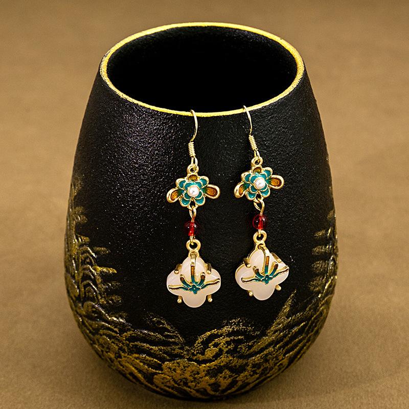 BLINGBAY Women's New Chinese Style Imitation Pearl Earrings Chinese Style Butterfly Drop-shaped Tassel Earrings Simple Hanfu Accessories Retro Jewelry