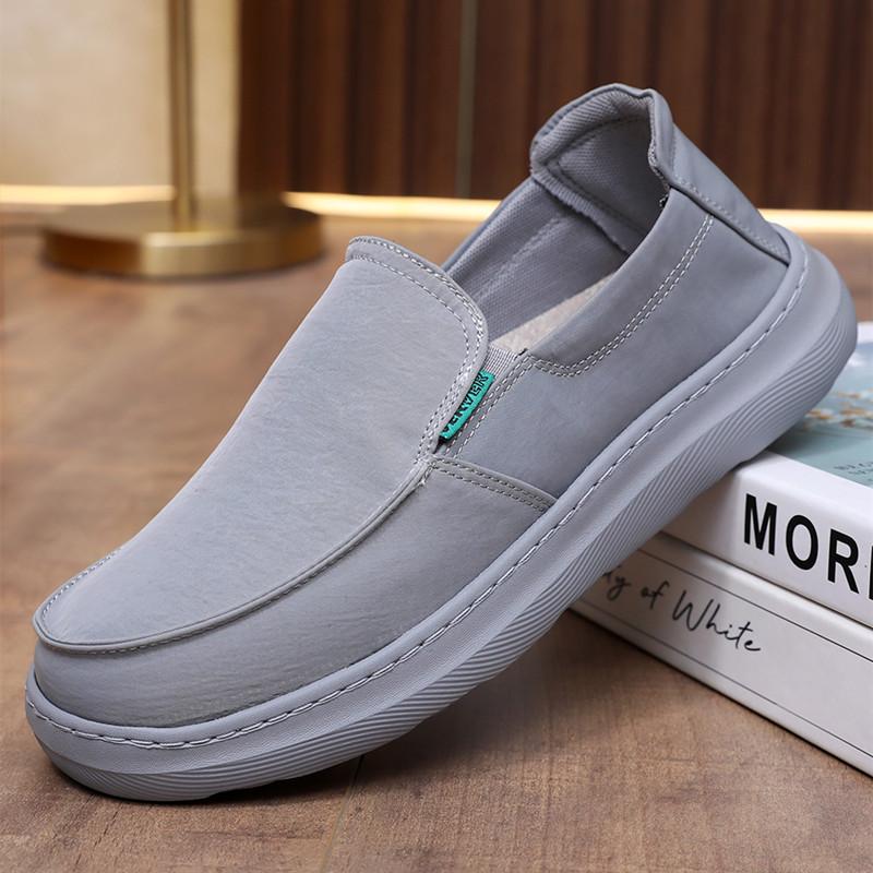 Men's Old Beijing Cloth Shoes: Black Lightweight Non-Slip, Breathable Casual Shoes for Middle-Aged and Elderly