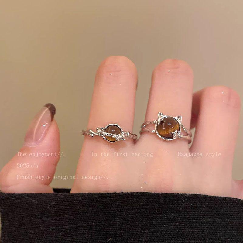 Cosmic Star Malachite Tiger's Eye Ring - High-End Retro Stackable Women's Index Finger Jewelry for Autumn/Winter.