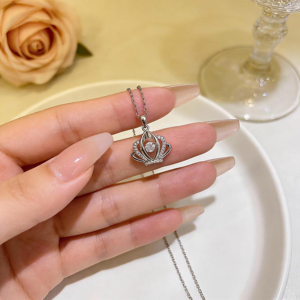 Luxurious Titanium Steel Crown Necklace - Trendy, Versatile Clavicle Chain for Women