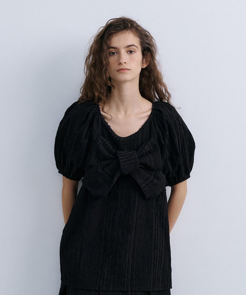 Epinggeulleo Origami Ribbon Patched Blouse - Black