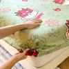 Soft Bedsheet Warmth Fitted Sheet Cartoon Style Bed Linen Velvet Bed Cover Sheets with Elastic Band Drap De Lit (No Pillowcase)