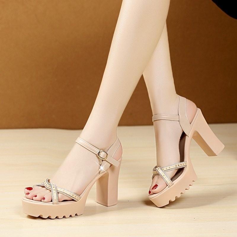 2025 Summer Personalized Fashion Rhinestone Waterproof Table High-heeled Sandals Korean Version One-word Buckle Fairy Style Fashion Women's Shoes