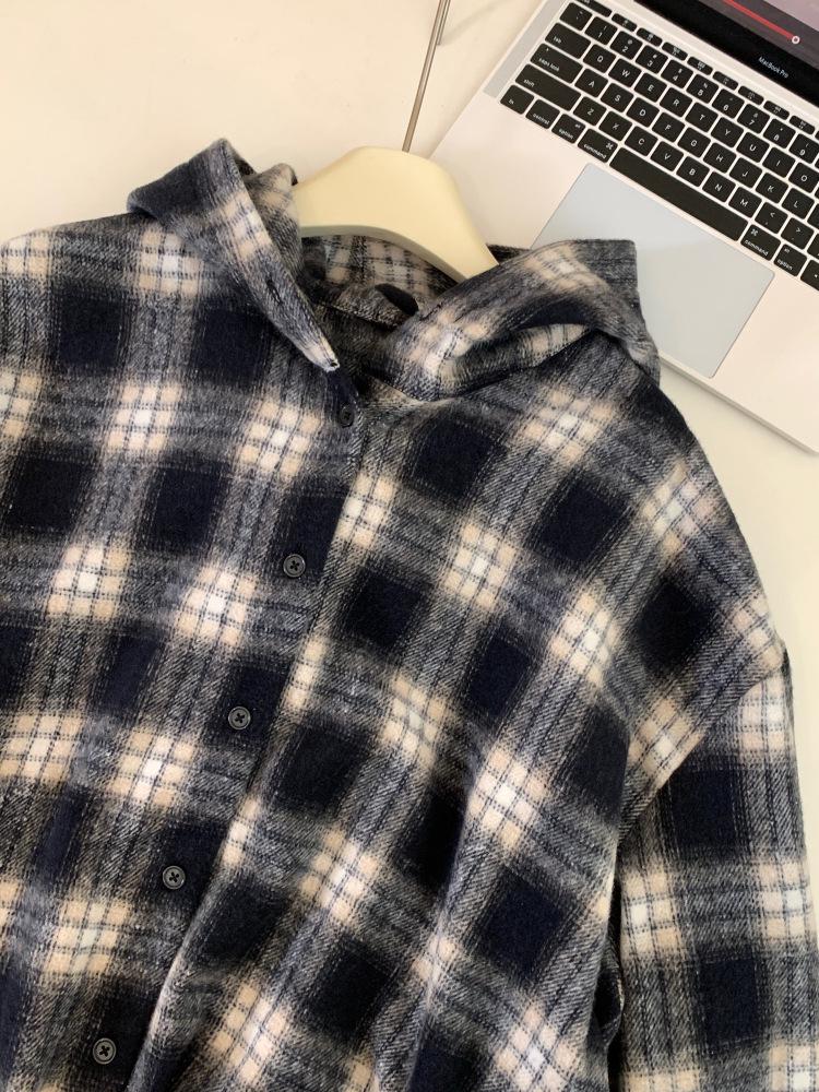 Trendy Loose Plaid Hooded Shirt Jacket for Women – Plus Size Long Sleeve Outerwear for Spring/Autumn
