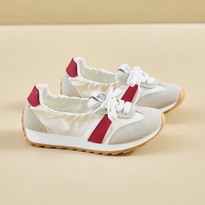 The New Women's Shoes for Summer 2025 Are Breathable and Versatile. The Thick-soled Height-increasing Shoes Are Suitable for Students To Run and Relax
