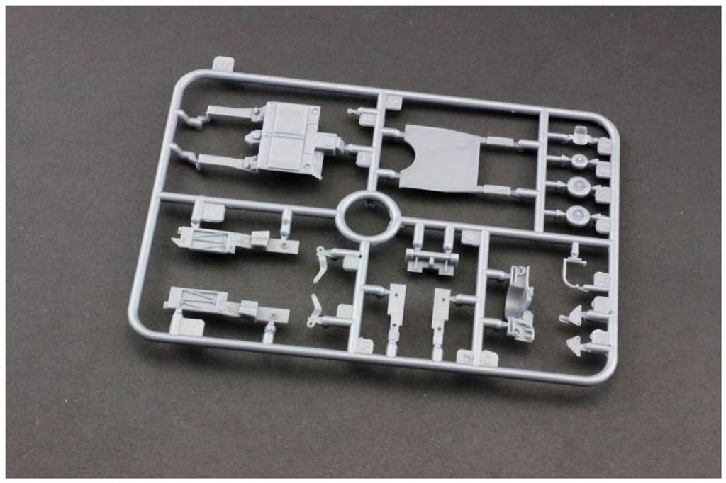 Trator de Convés de Hangar da Marinha Moderna em Escala Orange Hobby Kit de Modelo de Plástico A72009 1/72 E.U.A.. A/S32A-32A (Conjunto 2)